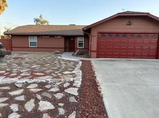 808 Vine St, Exeter, CA 93221