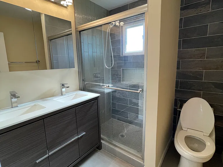 1629 Citadel Pl — Photo 18