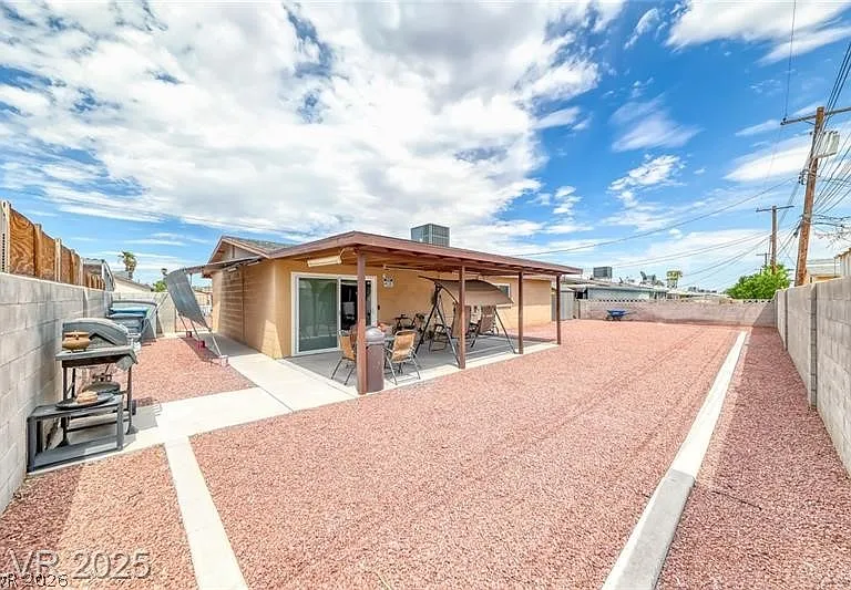861 E Hacienda Ave — Photo 17