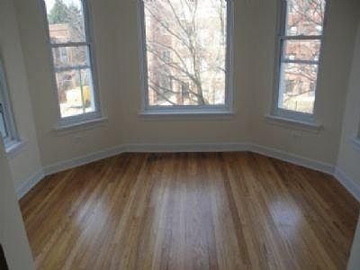 2nd image of 7307 S Oglesby Ave #3S
