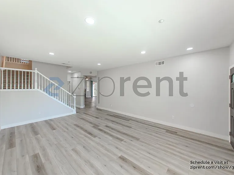 11113 Sassafras Ct — Photo 4