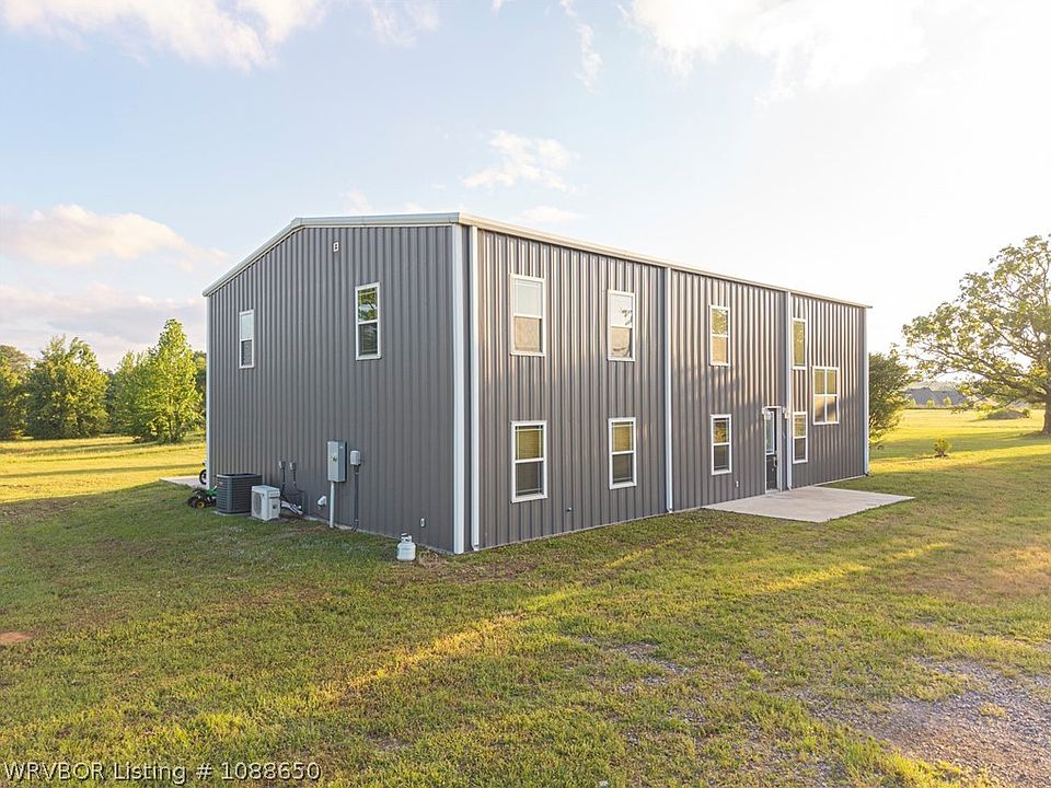 1st image of 233 McGarrah Ln