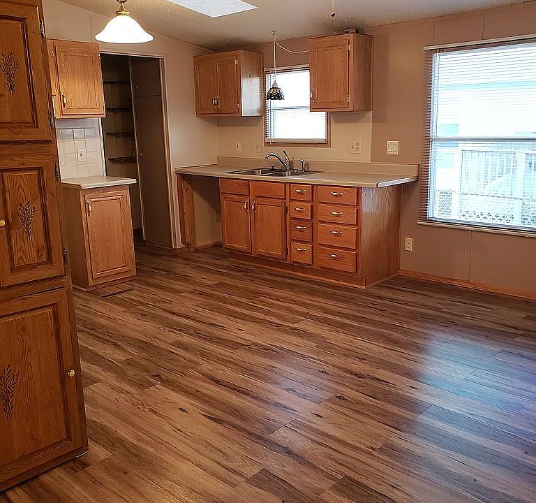 1st image of 216 N John Dr
