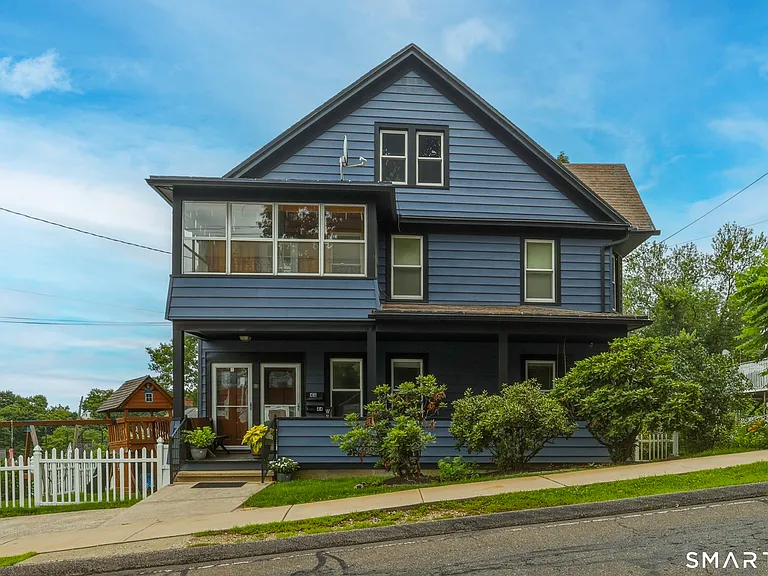 44-46 Perry Hill Rd — Photo 1