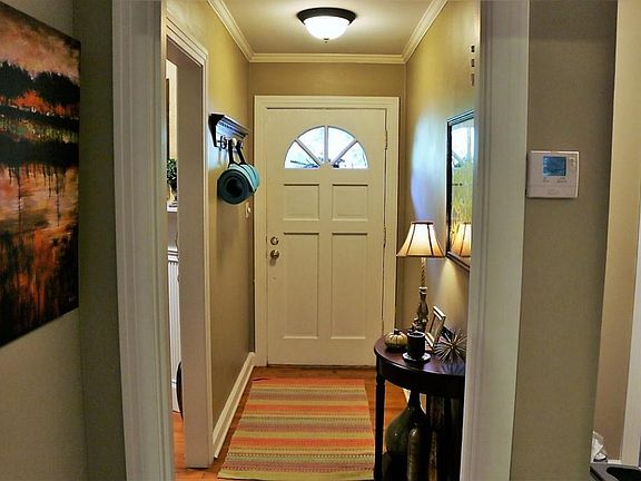 2nd image of 700 Hillshire Pl