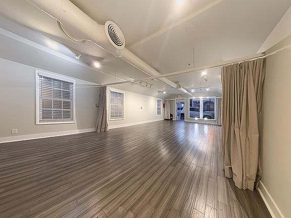 4th image of 1012 Truman Ave #6
