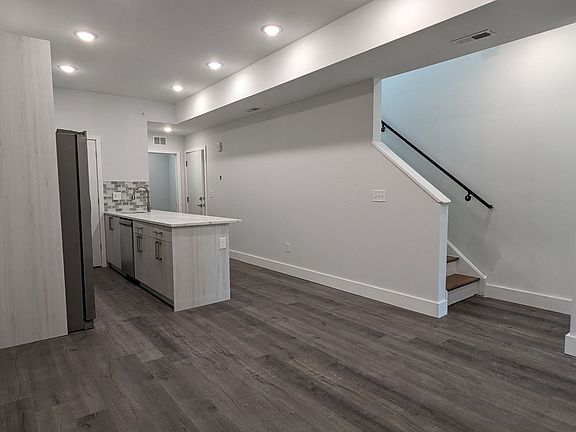2nd image of 2252 N Delhi St #3