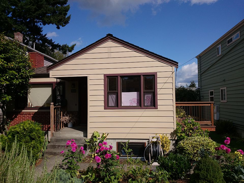 2nd image of 7028 33rd Ave NE