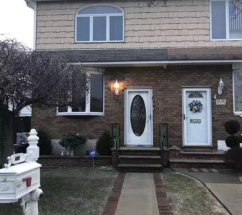1st image of 486 Dongan Hills Ave