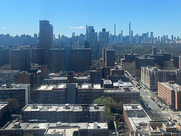 4th image of 1485 5th Ave APT 21B