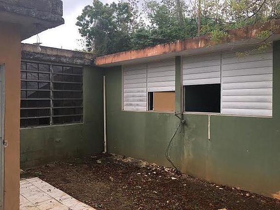 2nd image of C15 Calle 12
