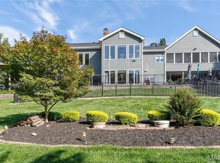 287 Larimore Valley Dr, Chesterfield, MO 63005