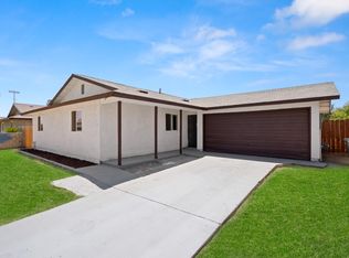 2557 Jackson St, Selma, CA 93662