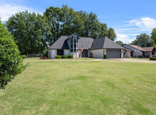 1934 Birnamwood Dr, Miami, OK 74354