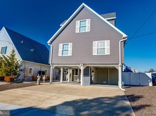 20 Lake Huron Dr, Little Egg Harbor, NJ