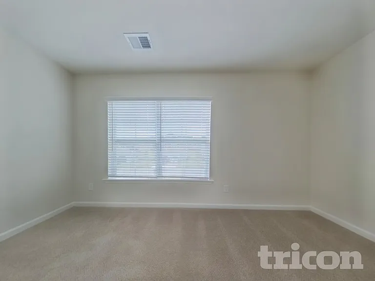 717 Vanguard St — Photo 12
