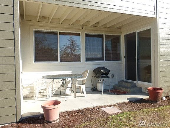 5th image of 20198 Vikings Crst NE APT 8-104
