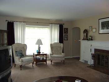2nd image of 284 Westbridge Dr