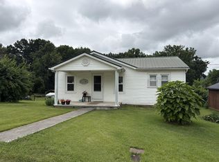 204 Blair Ave, Sweetwater, TN 37874