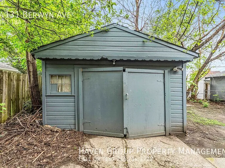 14131 Berwyn Ave — Photo 23