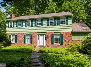 3 Cypress Ln, Berwyn, PA 19312