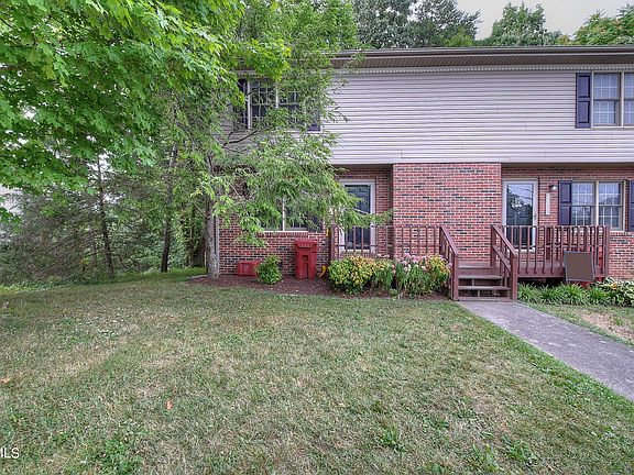 2nd image of 2233 Forest Acres Dr #2233