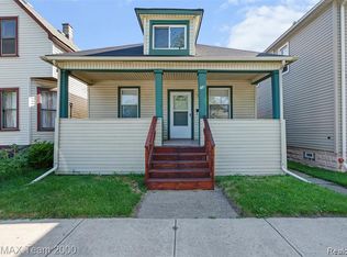 73 Oak St, River Rouge, MI 48218