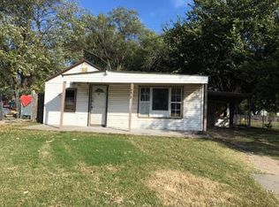 2612 W 27th St S, Wichita, KS 67217