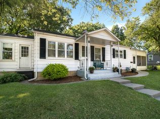 1212 Lisbon St, Morris, IL 60450