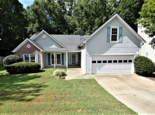 855 Simon Ive Dr, Lawrenceville, GA 30045