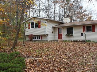 7670 Maple Grv, Chesterland, OH 44026