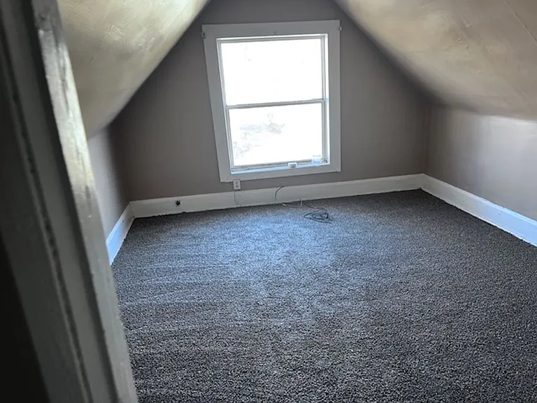 308 E Archer Ave — Photo 6
