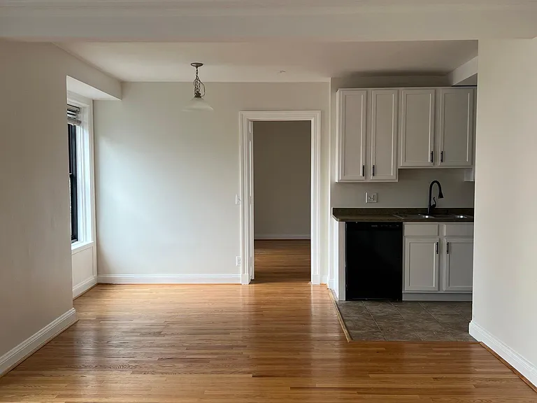 15 E Kirby St #326 — Photo 7