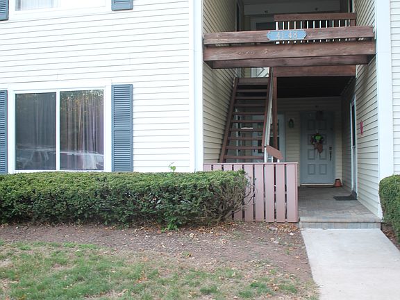 4th image of 47 Norwich Pl #48