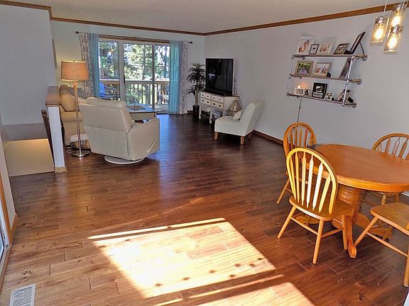 5th image of 3349 Woodwind Dr NE #15