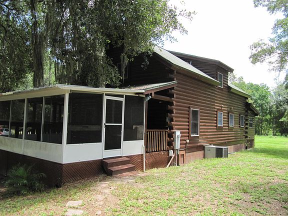 3rd image of 644 SW Legion Dr