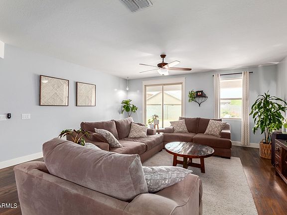 4th image of 4110 W Desert Ln