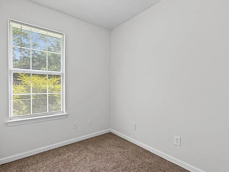 18740 E Hammond St — Photo 14