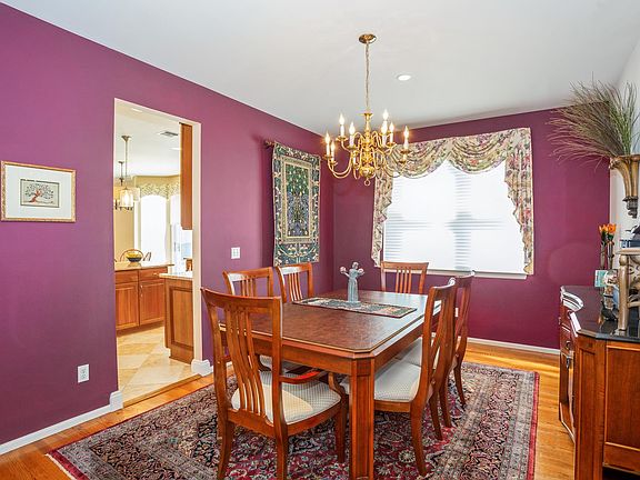 4th image of 23 Summerfield Dr