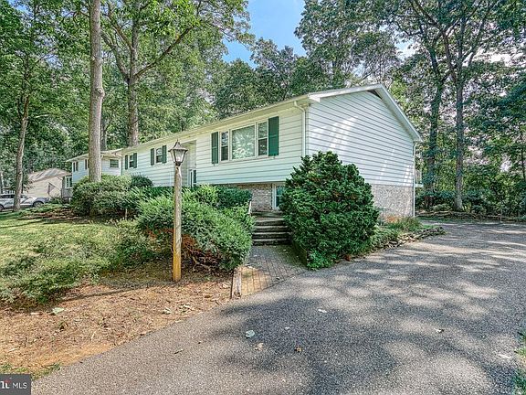 4th image of 316 Holyoke Dr
