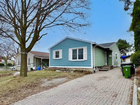 81 United Sq, Toronto, ON