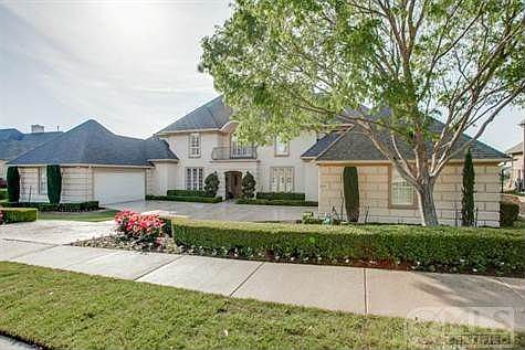 4th image of 3010 Lake Creek Dr