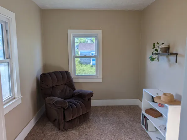 616 N 18th St Townhome Ord, Ord, NE 68862
