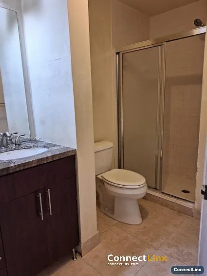 2 bed, 2.0 bath, 1097 sqft, $2,300 — Photo 2