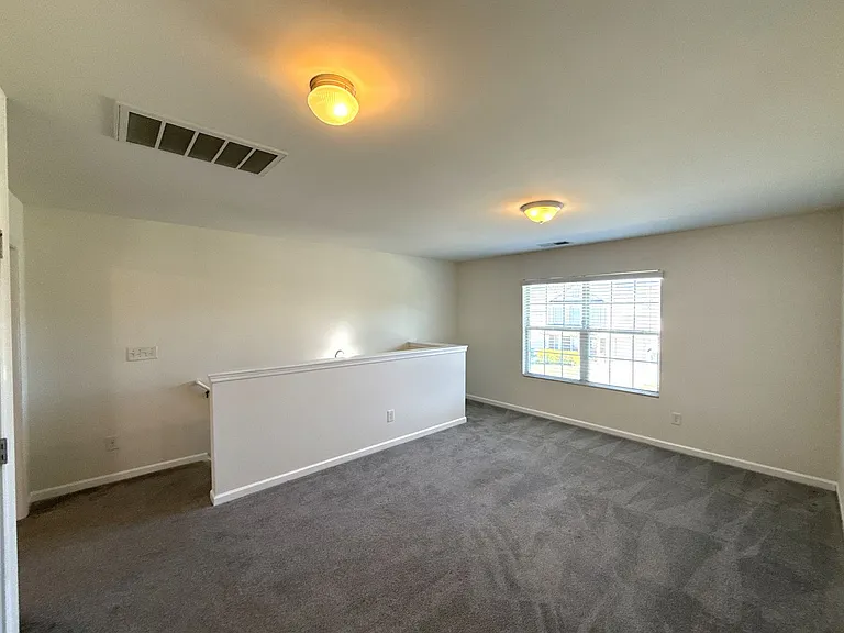 354 Cornielle Ln — Photo 16