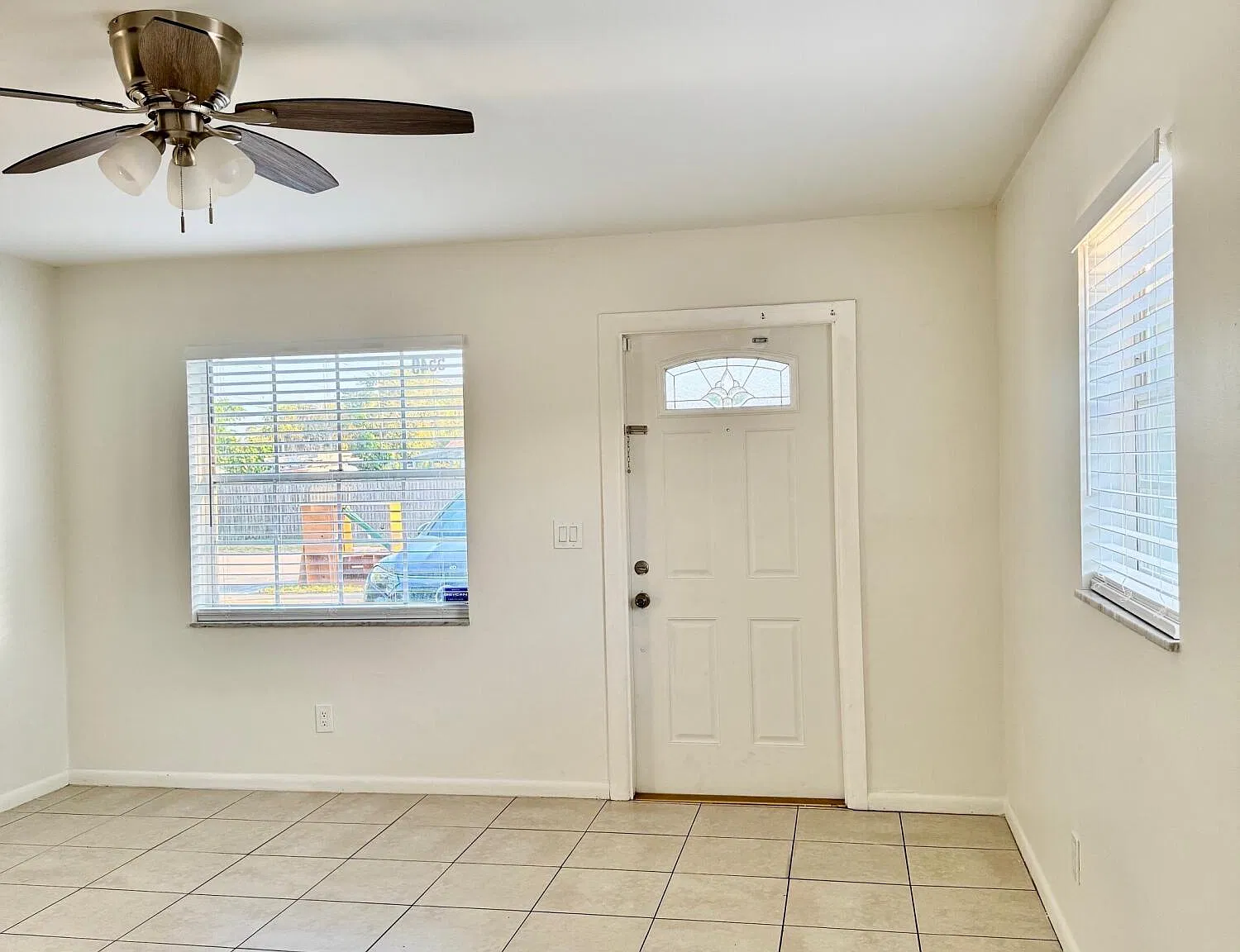 2 bed, 1.0 bath, 1767 sqft, $2,100 — Photo 3