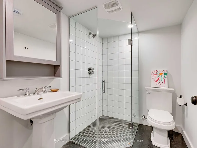 50 Gormley Ave — Photo 20