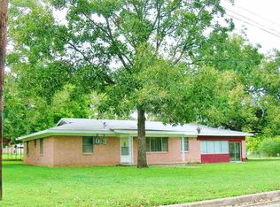 700 S Avenue J, Marble Falls, TX 78654