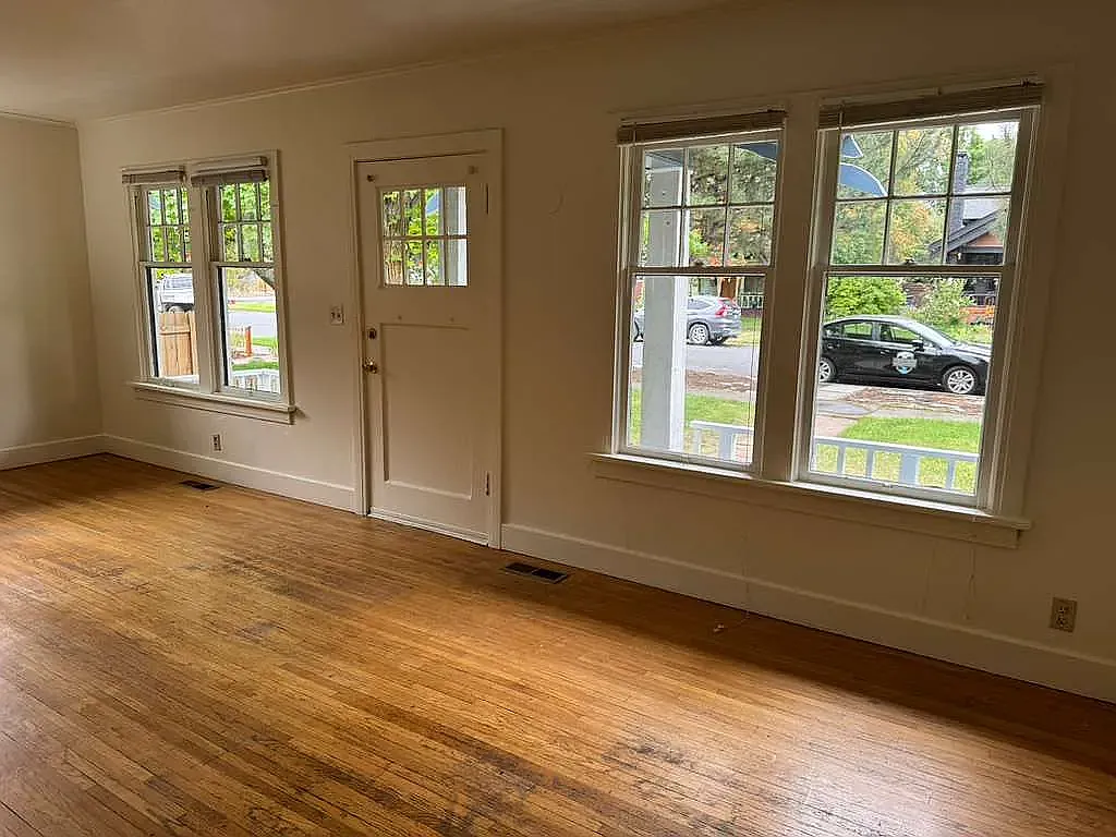 2 bed, 900 sqft, $2,495 — Photo 4