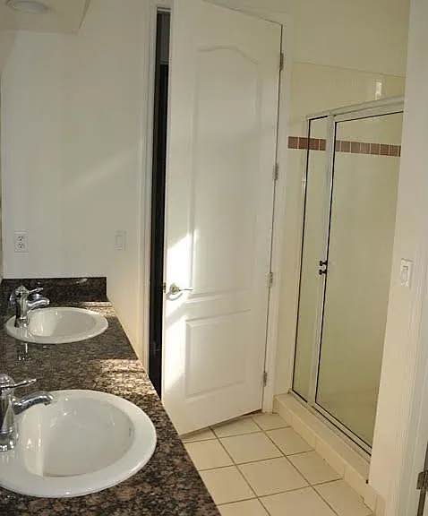 2812 Eagle Rock Cir #906 — Photo 23